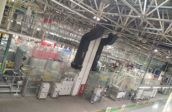 1725414493976332.jpg 北京奔馳主線+左右側(cè)圍